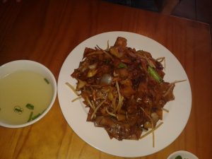 Asian Golden Wok Fried Kueh Teow