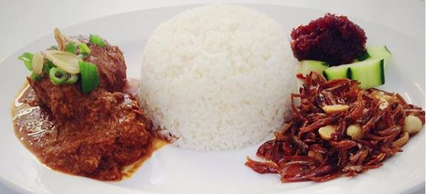 Bibik Chan's Kitchen Nasi Lemak with Beef Rendang